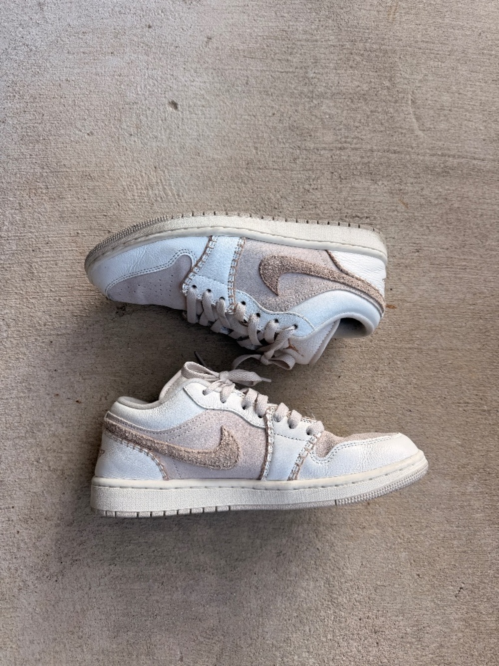 Nike Air Jordan 1 Low SE Cozy Girl Hemp Sail Suede Neutral
